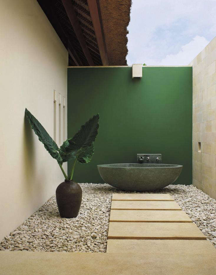 25 Inspiring Exterior House Paint Color Ideas: Outside Wall Exterior Wall Paint Colors